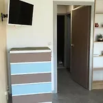 公寓 Beau Avec Balcon, Vue Piscine, Parking Prive, Climatisation, Solarium, Laverie